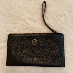 Michael Kors Pebble Leather Wristlet